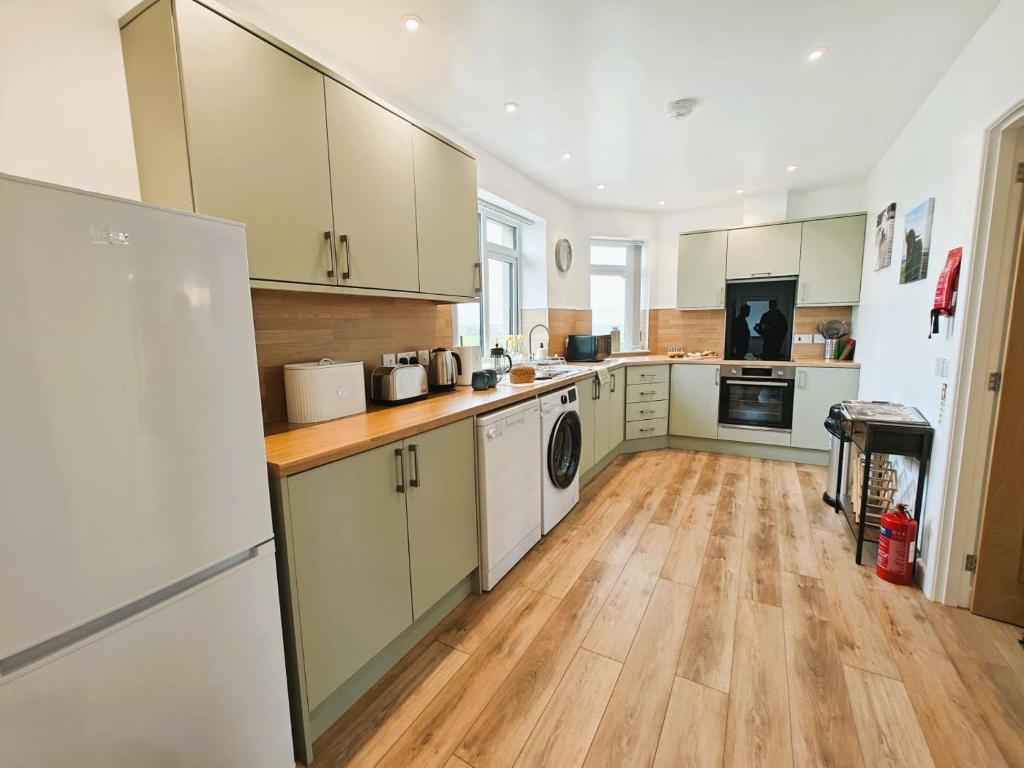 2 Bed in Tankerness oc-q32730 - Photo 2