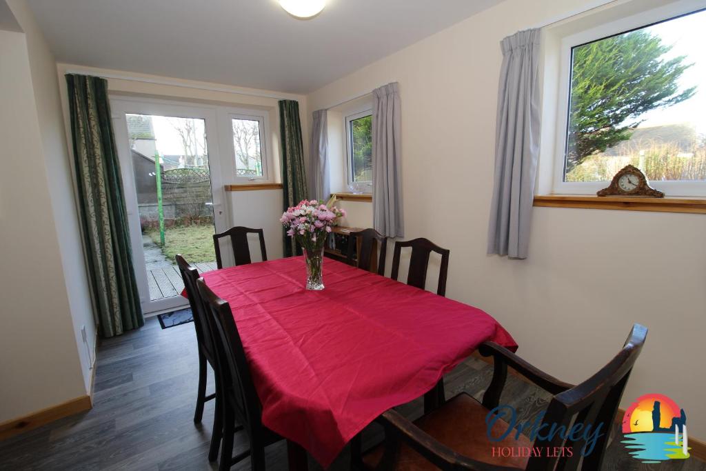 89 Victoria Street, Kirkwall, Orkney - OR00066F - Photo 4