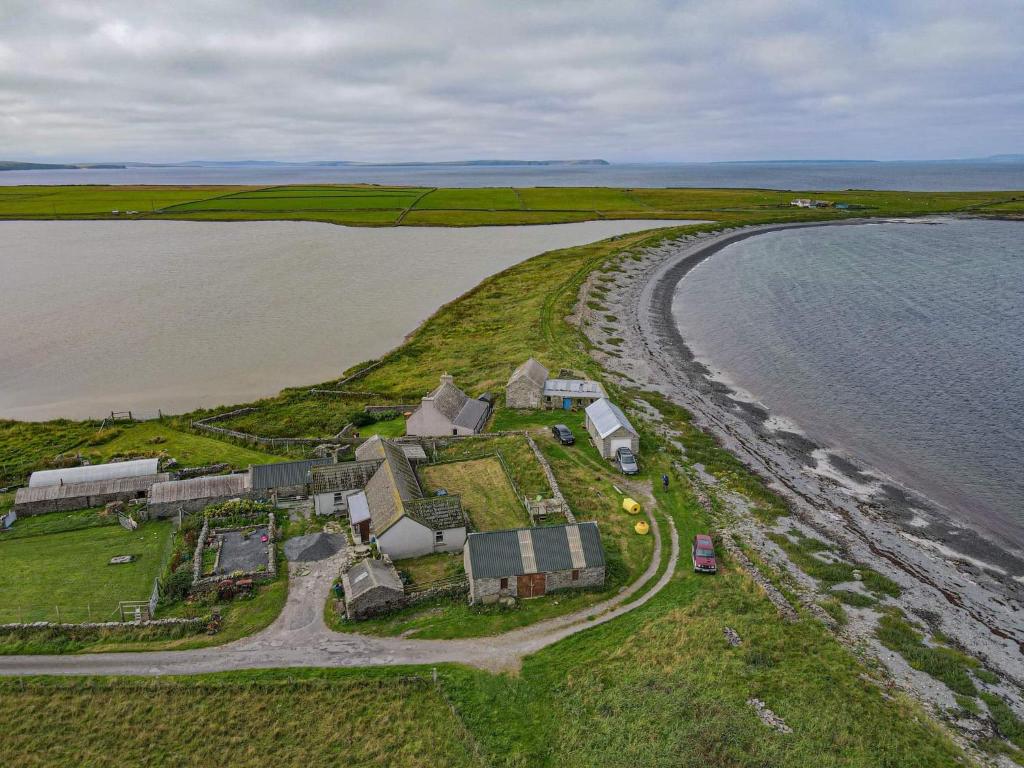 Accommodation by the sea on Sanday - Photo 5