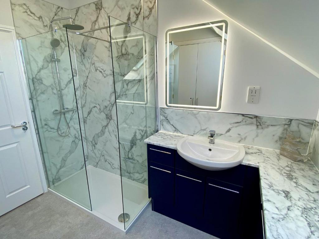 Broad Street Gardens - Superior Apartment - Photo 3