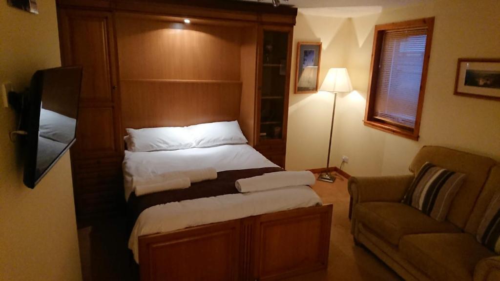 Castleyards Apartment 12 - Photo 4