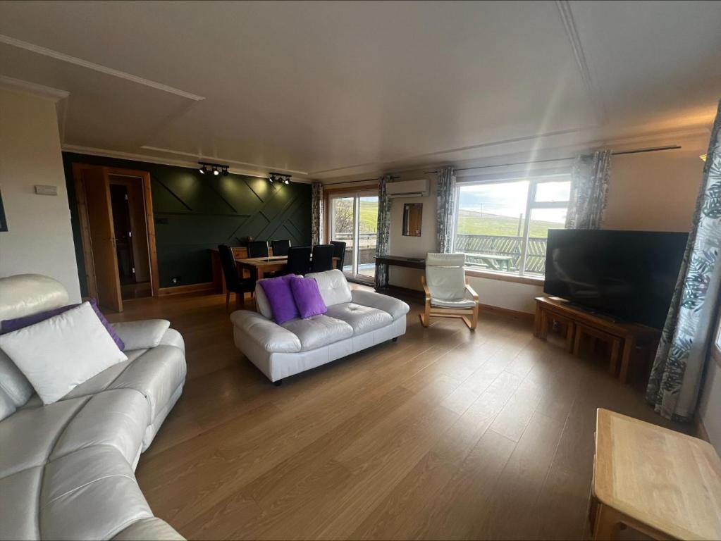 Cunningair, Kirkwall, Orkney - OR00447F - Photo 2