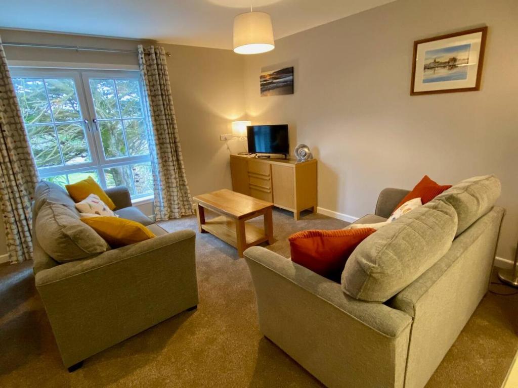 Kirkwall town centre apartment 3 - Photo 2
