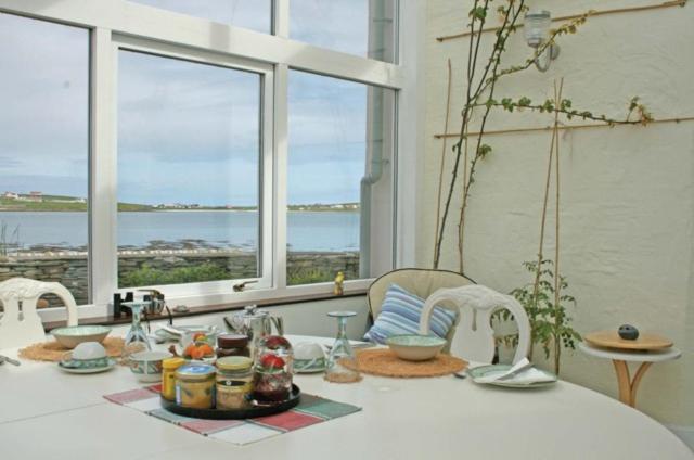 No 1 Broughton Bed & Breakfast, Pierowall, Westray, Orkney (photo 4)