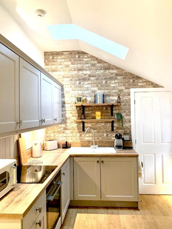 Quaint Cottage in Kirkwall - Photo 2