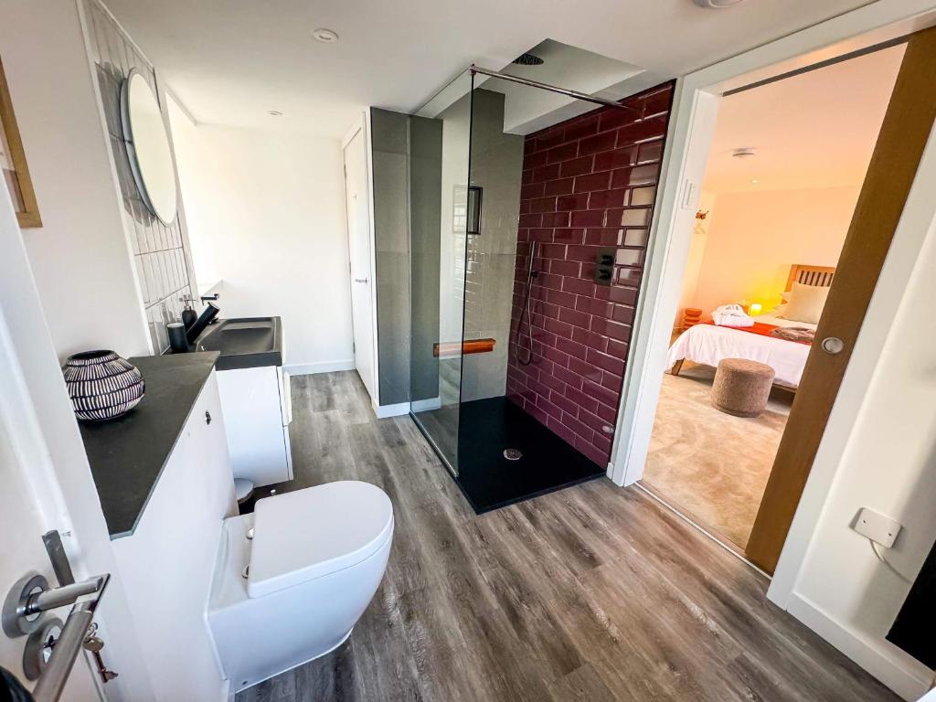 Studio House - Photo 4
