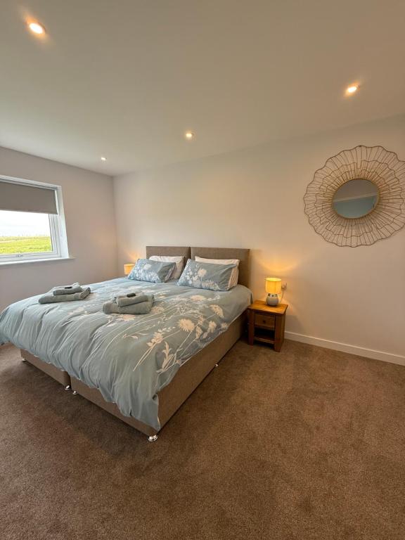 Stylish Cosy Stunning View Villa in Kirkwall, Free Parking and WiFi - Photo 2