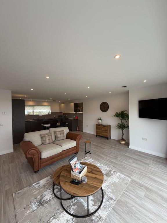 Stylish Cosy Stunning View Villa in Kirkwall, Free Parking and WiFi - Photo 5