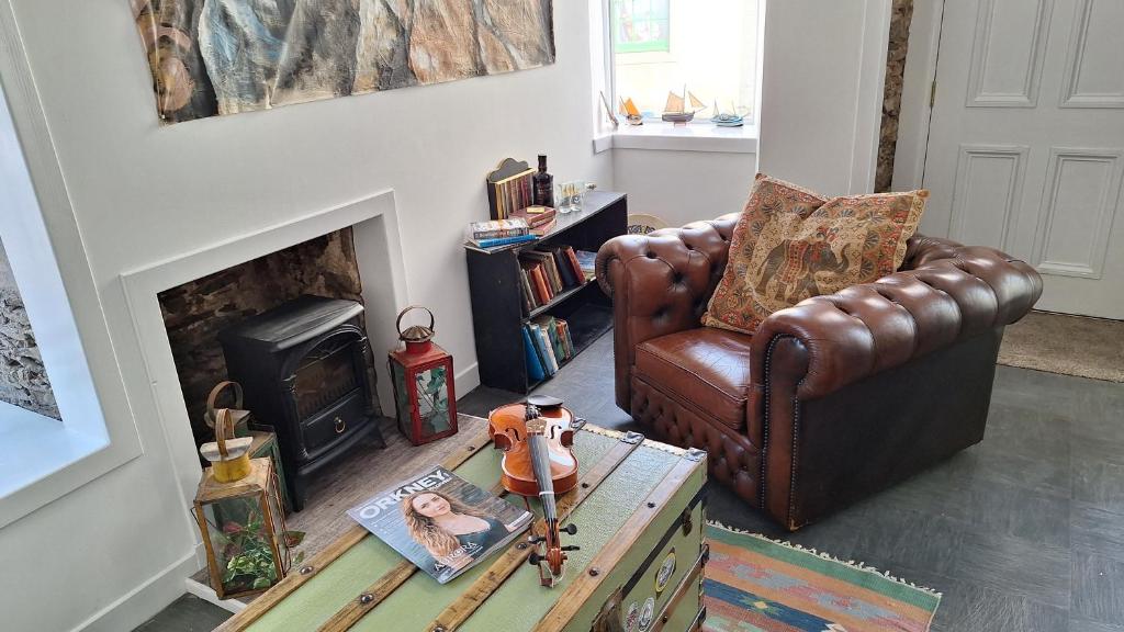 The Studio - Photo 2